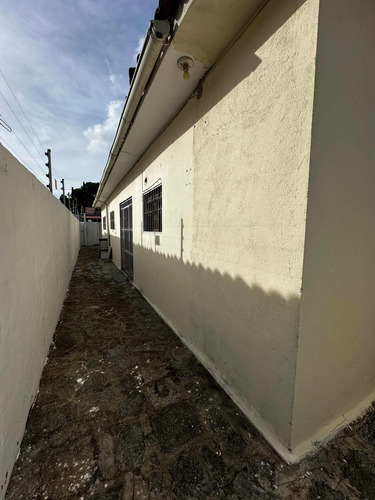 Casa No José Américo Com 3 Quartos Sendo 2 Suites