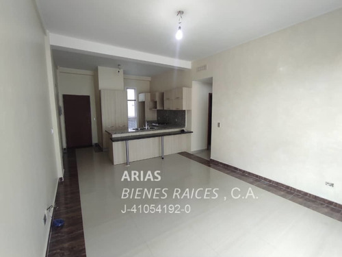 Imagen 5 de 10 de Se Vende, Apartamento En Res. San Andrés. Urb. San Miguel