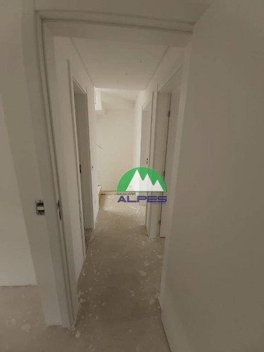 Triplex Amplo E Bem Localizado! - So1096