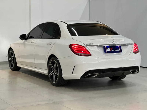 Imagem 3 de 15 de Mercedes-benz C300