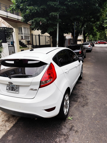 Ford Fiesta Kinetic 1.6 Design 120cv Titanium