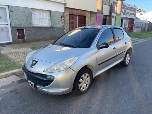 Peugeot 207 1.4 Sedan Xr