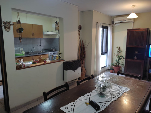 Departamento Venta Córdoba Centro 2 Dorm, 2 Baños 