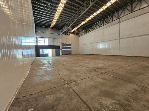 Bodega En Arriendo Con 464 M2, Colina, Rm