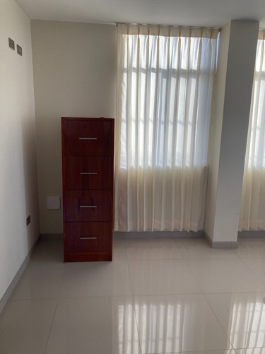 Mini-depa Studio 48m2 Monoambiente Con Mini Cocina Y Baño Completo Y Lavanderia
