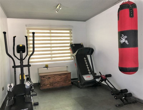 Casa En Arriendo De 5 Dorm. En Vitacura