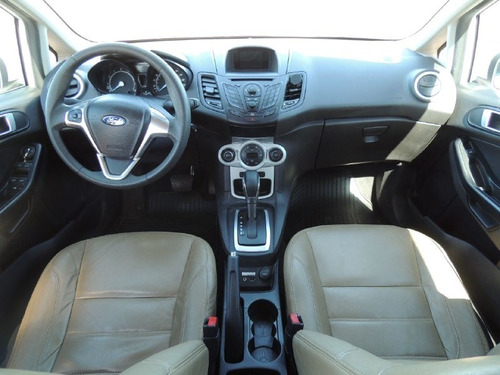Ford New Fiesta 1.6 Automático 2015/15
