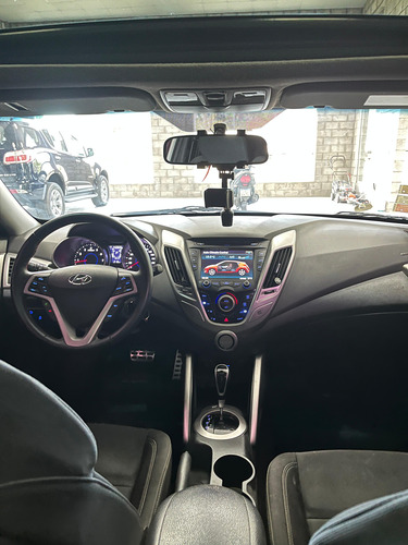 Hyundai Veloster 1.6 130cv At