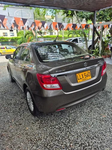 Suzuki Swift 1.2 Dzire At