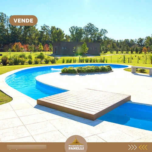 Terreno A Muy Pocos Metros Del Club House; Country Club