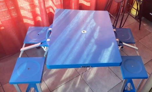 Mesa Plegable Tipo Maleta Con Bancos 134 Cm Color Azul