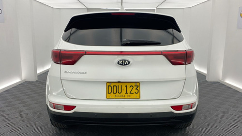 Imagen 7 de 25 de Kia New Sportage Lx 2.0