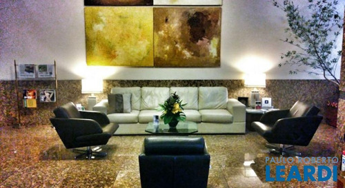 Imagem 3 de 8 de Flat - Itaim Bibi - Sp - 379862