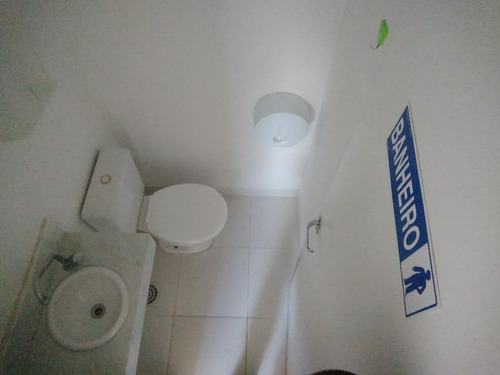 Imagem 10 de 14 de Loja No Centro Da Cidade - Lo0093