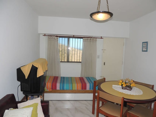 Imagen 2 de 12 de Departamento Gesell