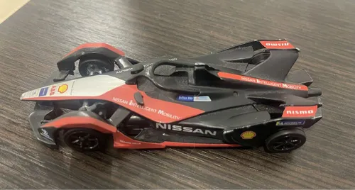Nissan Formula E Gen 2 Car Escala 1:42