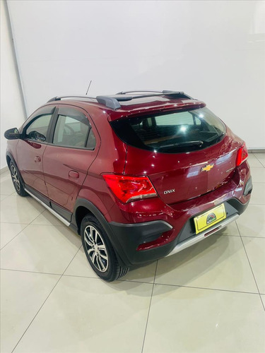 Chevrolet Onix Onix Hatch Activ (aut)