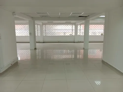 Oficina En Arriendo En San Patricio. Cod A1105045