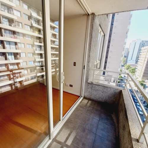 Dpto N° 2003, 1d+1b, Calle Portugal, Metro Irarrazabal