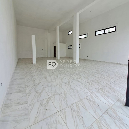 Imagen 5 de 8 de Amplio Y Luminoso Local En Venta En Excelente Zona De La Cumbre