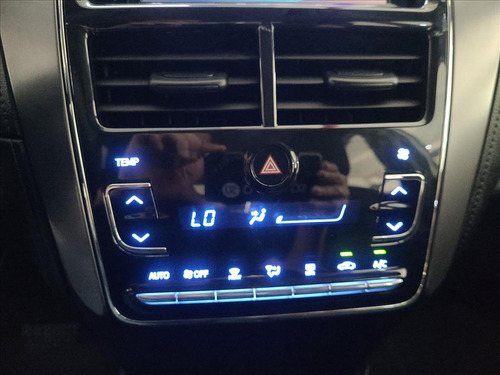 Toyota Yaris 1.5 16V FLEX SEDAN XL LIVE MULTIDRIVE