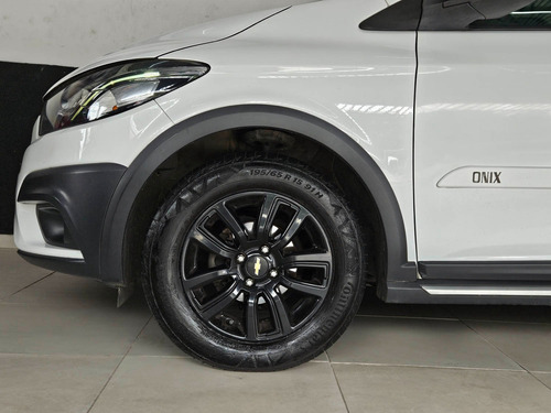 Chevrolet Onix 1.4 MPFI ACTIV 8V FLEX 4P AUTOMÁTICO
