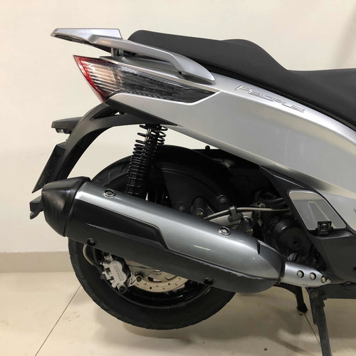 Imagen 7 de 15 de Kymco People 300 Scooter Usado 2015 Gti 300s Permutas Cuotas