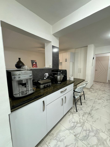Townhouse En Naguanagua, Carabobo, En El Conjunto Residencial Brisas Del Manantial. Zc.o