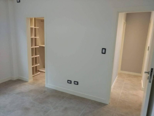 Departamento 3 Ambientes Pb Con Patio
