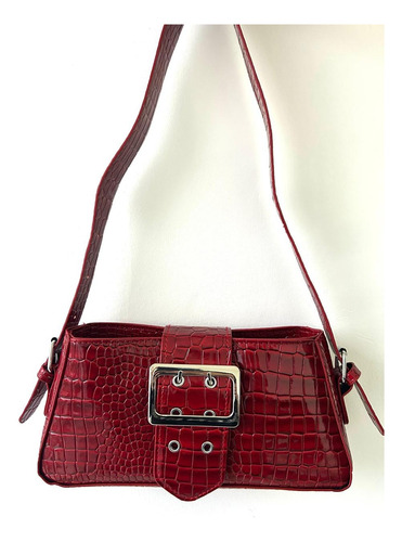 Cartera Mini Bag Textura Croco Bordó Charol Con Hebilla Bordó Croco Plateado Bordó