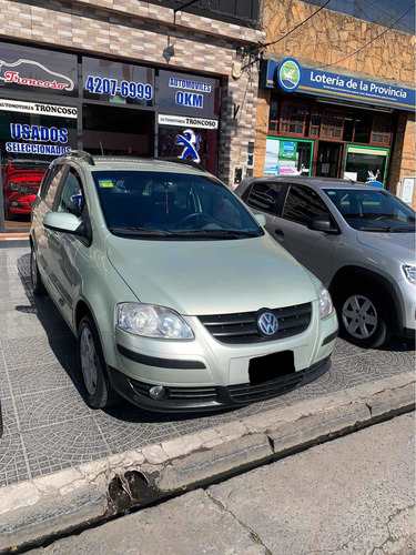 Volkswagen Suran 1.6 I Highline 80d 2008