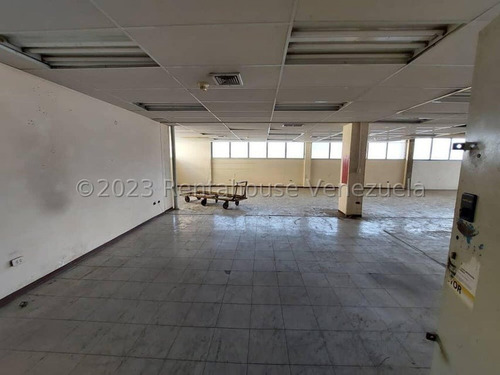 Imagen 8 de 20 de Segunda Planta Edificio En Alquiler Urb. La Lebrun Mls #23-20590