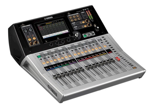 Mesa De Som Digital Yamaha Tf1 110v/220v