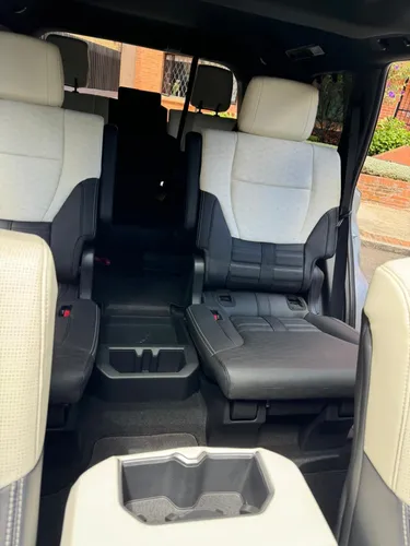 Toyota Sequoia 3.5 V6 Capstone