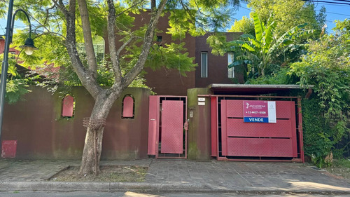 Casa En Venta De 4 Dormitorios En Punta Chica, San Fernando
