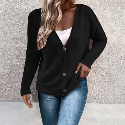 Una Blusa Tipo Cárdigan De Manga Larga Con Estampado De Patc