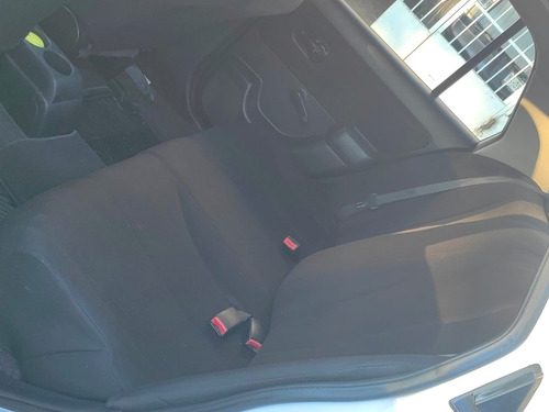 Nissan Tiida 1.8 Sense Sedan Mt