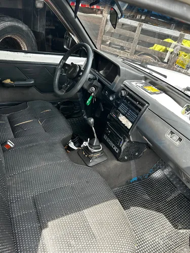 Mazda B2200 2.2 B2200 4x2
