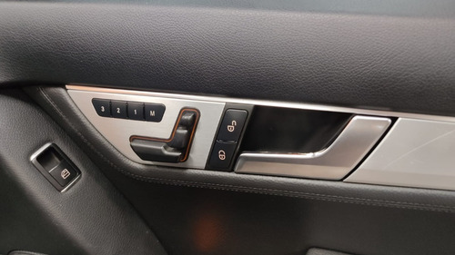 Imagen 9 de 14 de Mercedes Benz C350 2013 306cv Dissano Automotores