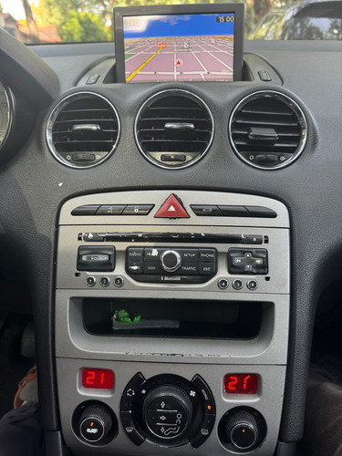 Peugeot 408 2.0 Allure Nav 143cv
