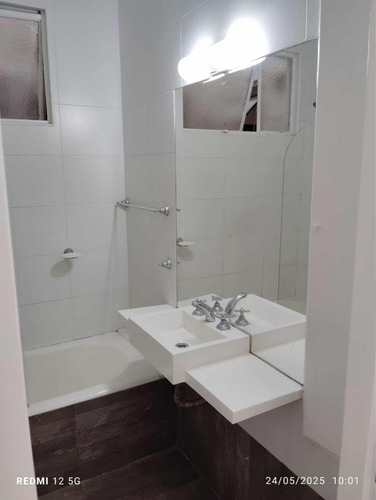 Departamento En Alquiler - 1 Dormitorio 1 Baño - Recoleta