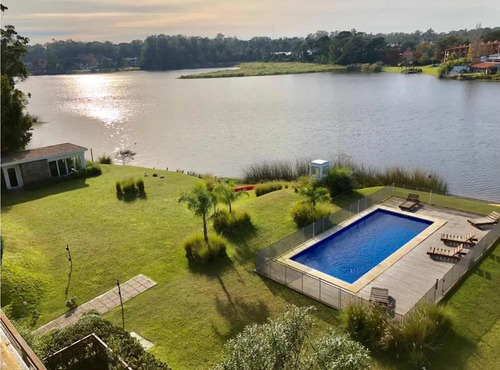 Imagen 10 de 10 de Apartamento 2 Dormitorios - Vende Con Renta