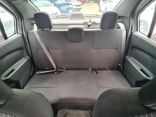 Renault Logan Life10mt