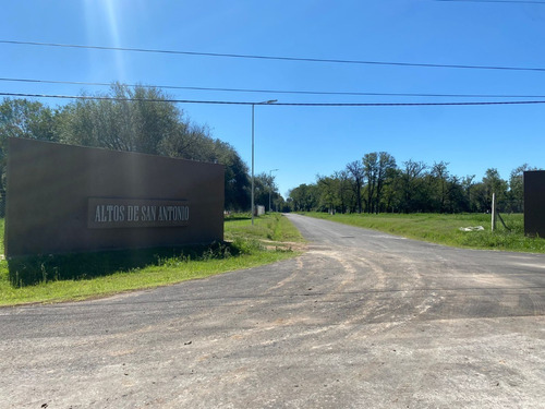 Terrenos En Venta - Altos De San Antonio, Lujan.