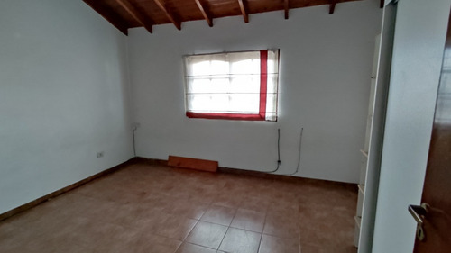 Imagen 7 de 8 de Excelente Departamento 2 Ambientes Tipo Duplex