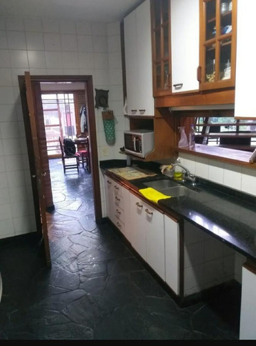 Imagen 5 de 11 de Casa - Barrio Parque Leloir
