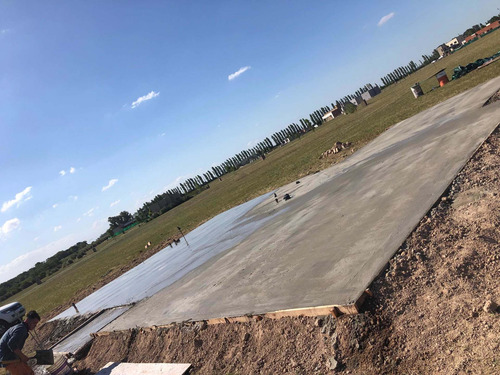 Imagen 2 de 5 de Platea De Hormigón, Movimiento De Suelo..