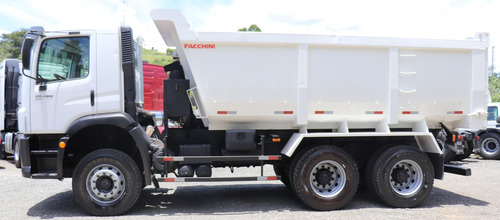 Volkswagen 26.280 - 6x4 Ano 2022 Com Cacamba Facchini 16m3