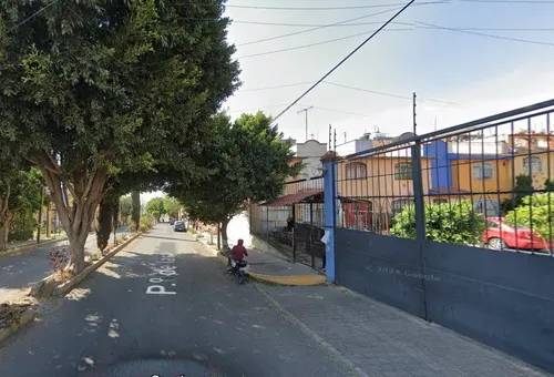 Casa En Remate Bancario En Colinas De Balbuena, Unidad San Buenaventura, Ixtapaluca. Eo