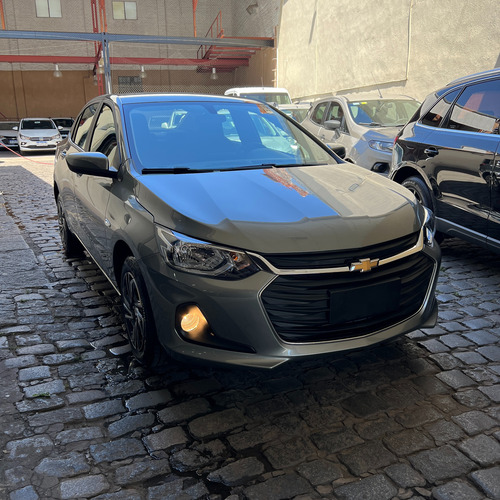 Chevrolet Onix plus 1.0 Lt
